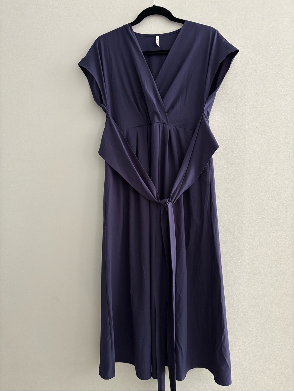 Halara Breezeful V Neck Pocket Tie Back Midi Casual Dress Deep Purple Navy M